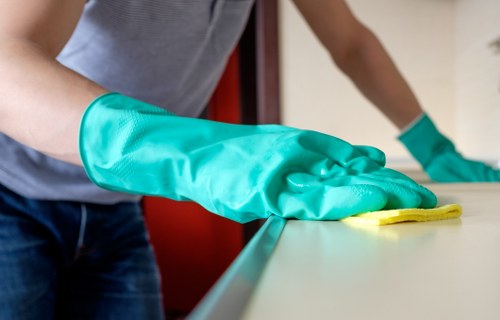 Local oven cleaning service for Battersea residents and landlords